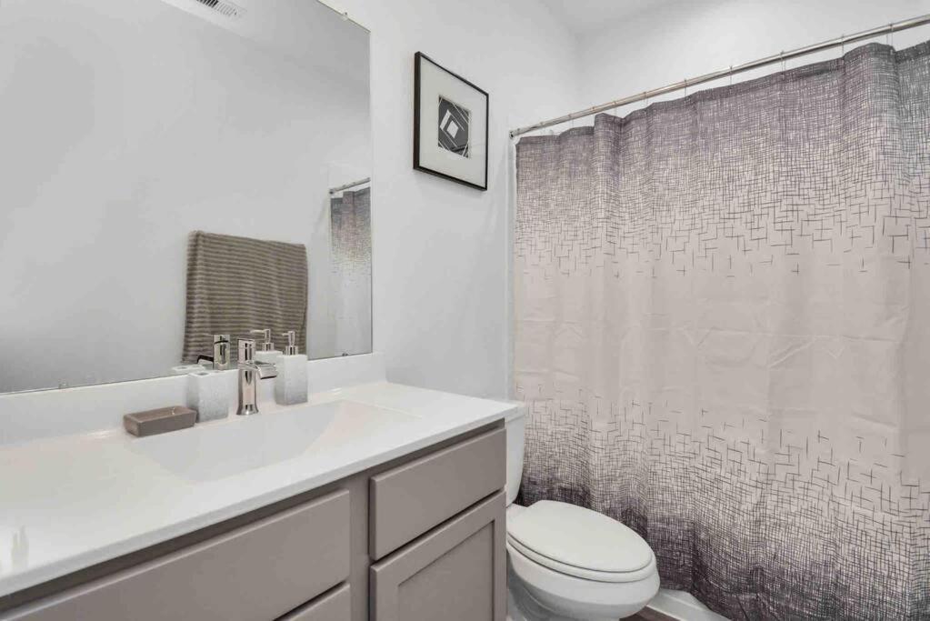 4Bedroom Escape - Near Med Center With Backyard Houston Exteriör bild