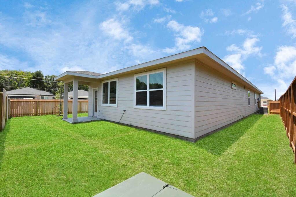 4Bedroom Escape - Near Med Center With Backyard Houston Exteriör bild